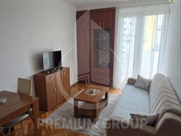 Izdavanje garsonjera 22m², Gintaš, Podgorica | Namještena